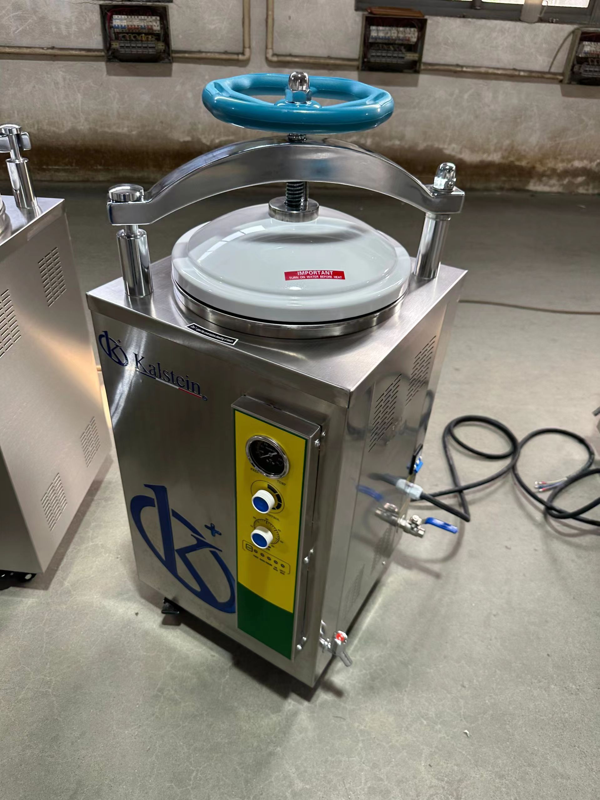 Maximizing Cleaning Efficiency: A Comprehensive Review of Kalstein Brand Veterinary Autoclaves