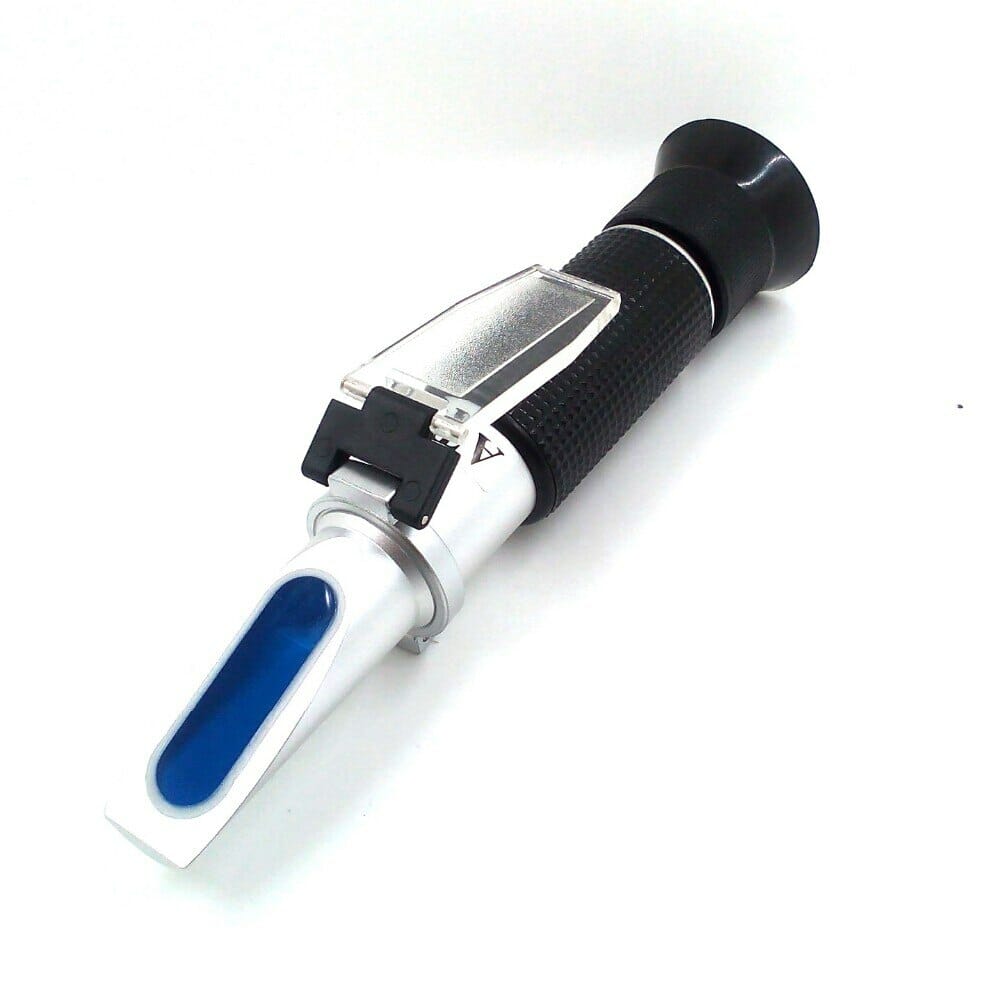 Characteristics of refractometers