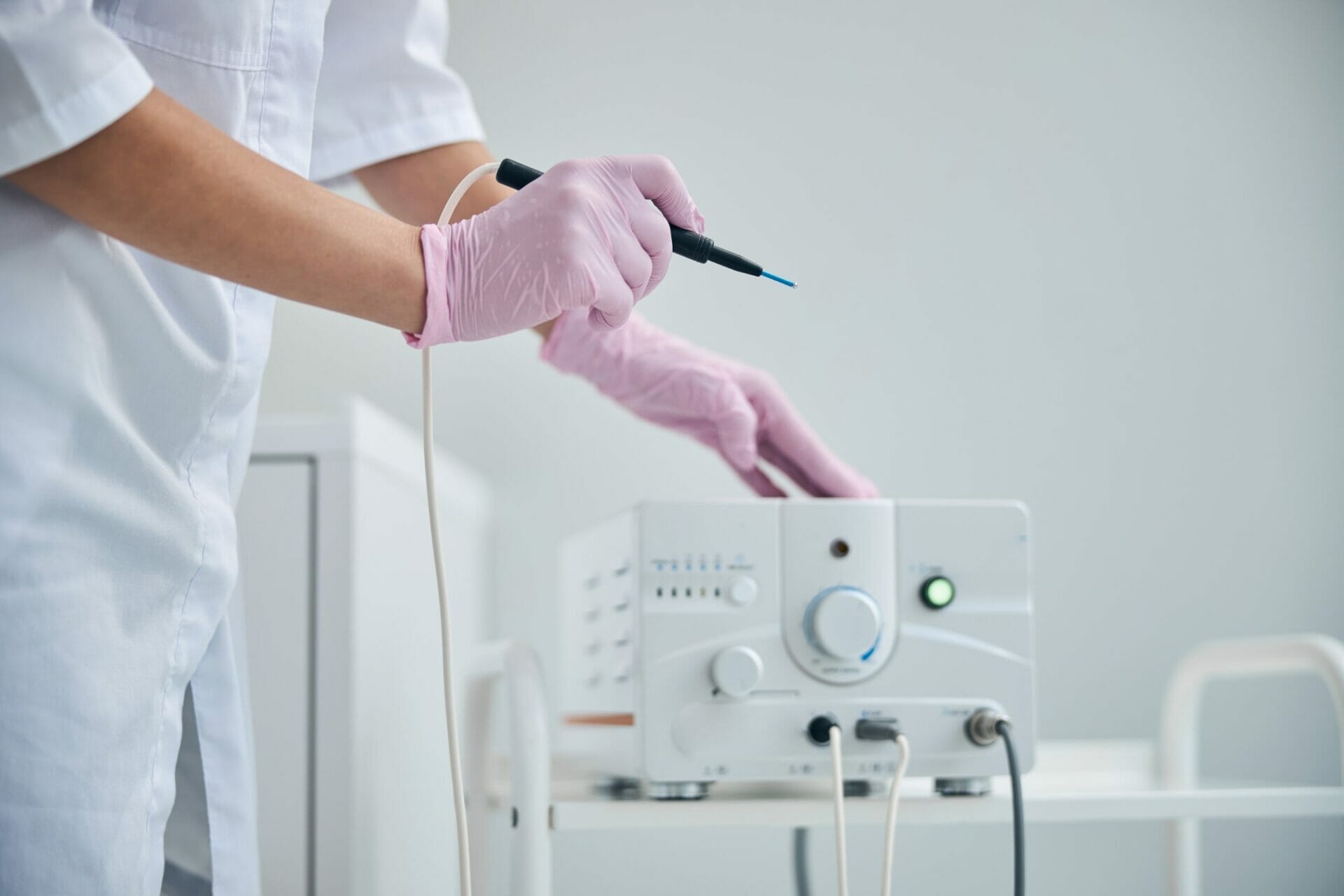 Can you take advantage of the use of electroscalpel in producing better results